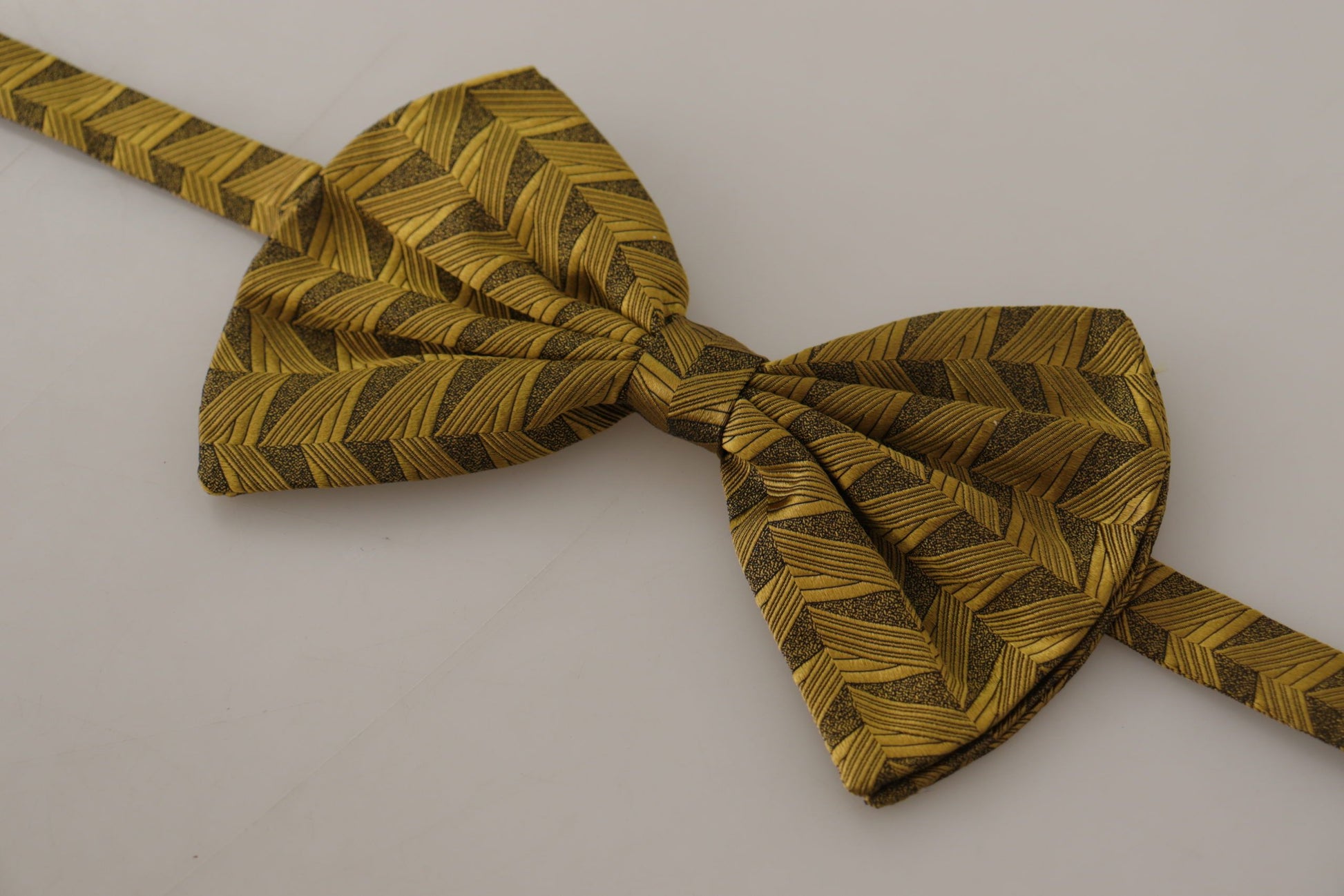 Elegant Gold Silk Bow Tie