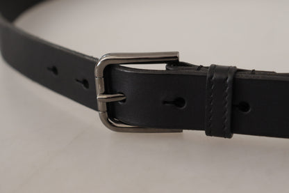 Elegant Black Leather Belt with Metal Buckle