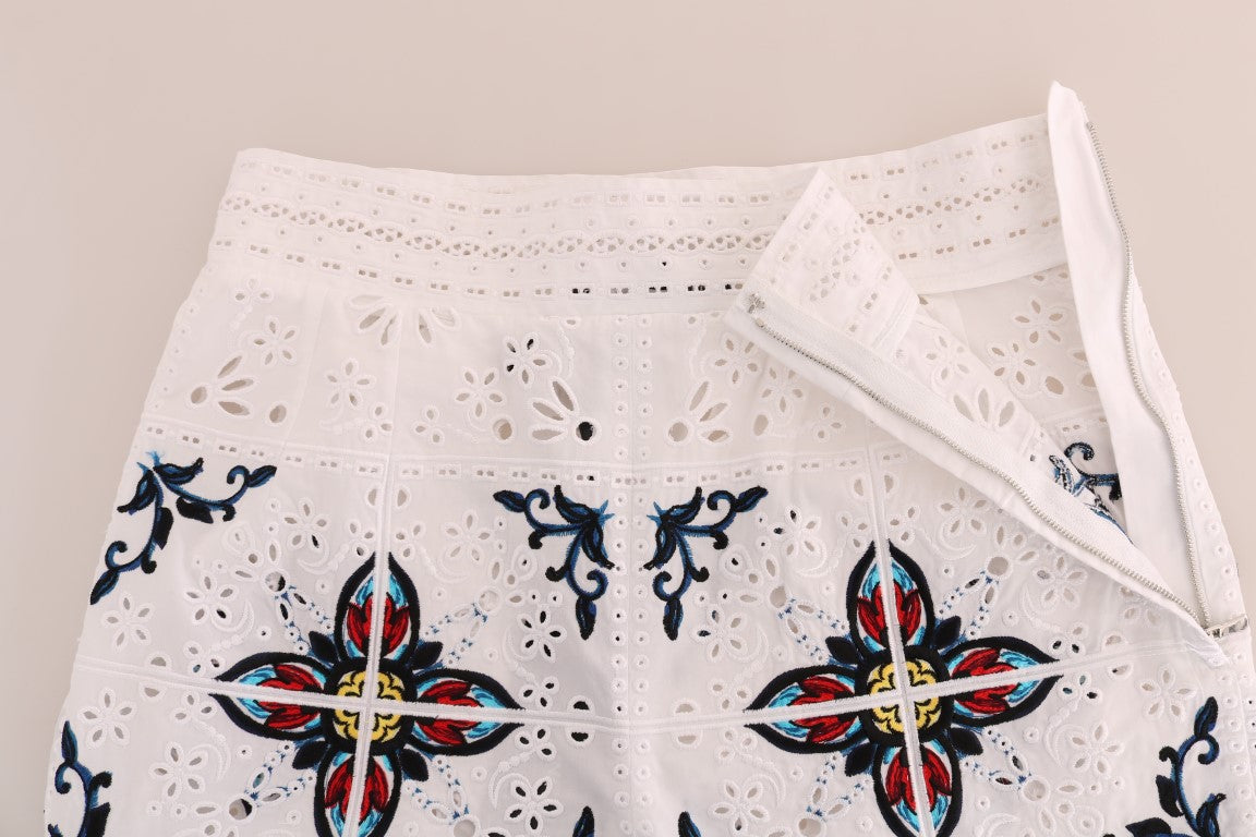 Majolica Embroidered Capri Elegance