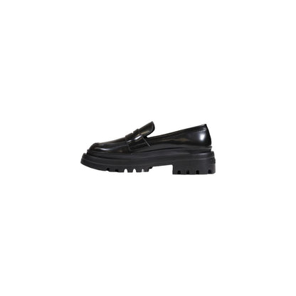 Black Polyethylene Platform