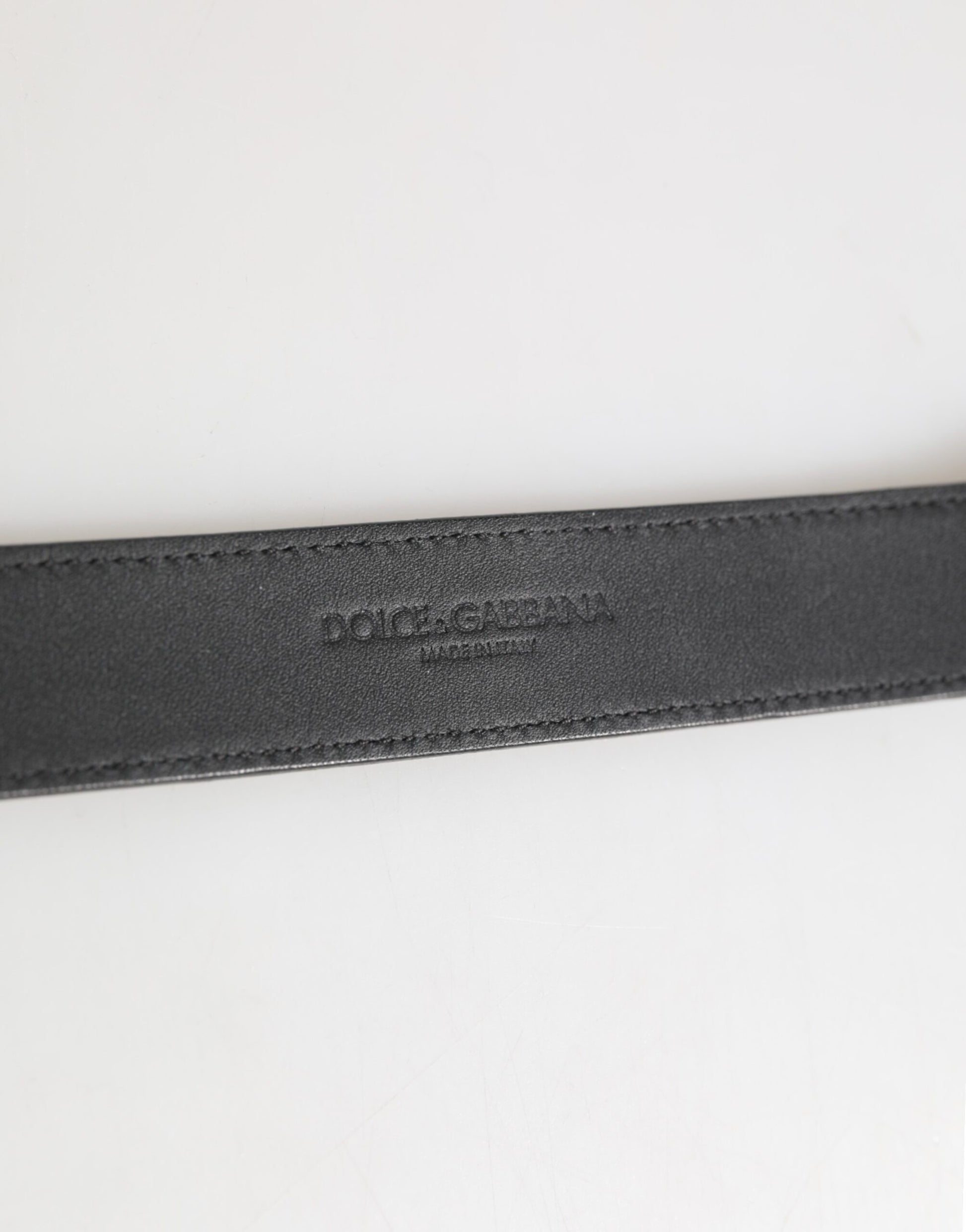 Silver Textured Leather Gold Tone Metal Neckband