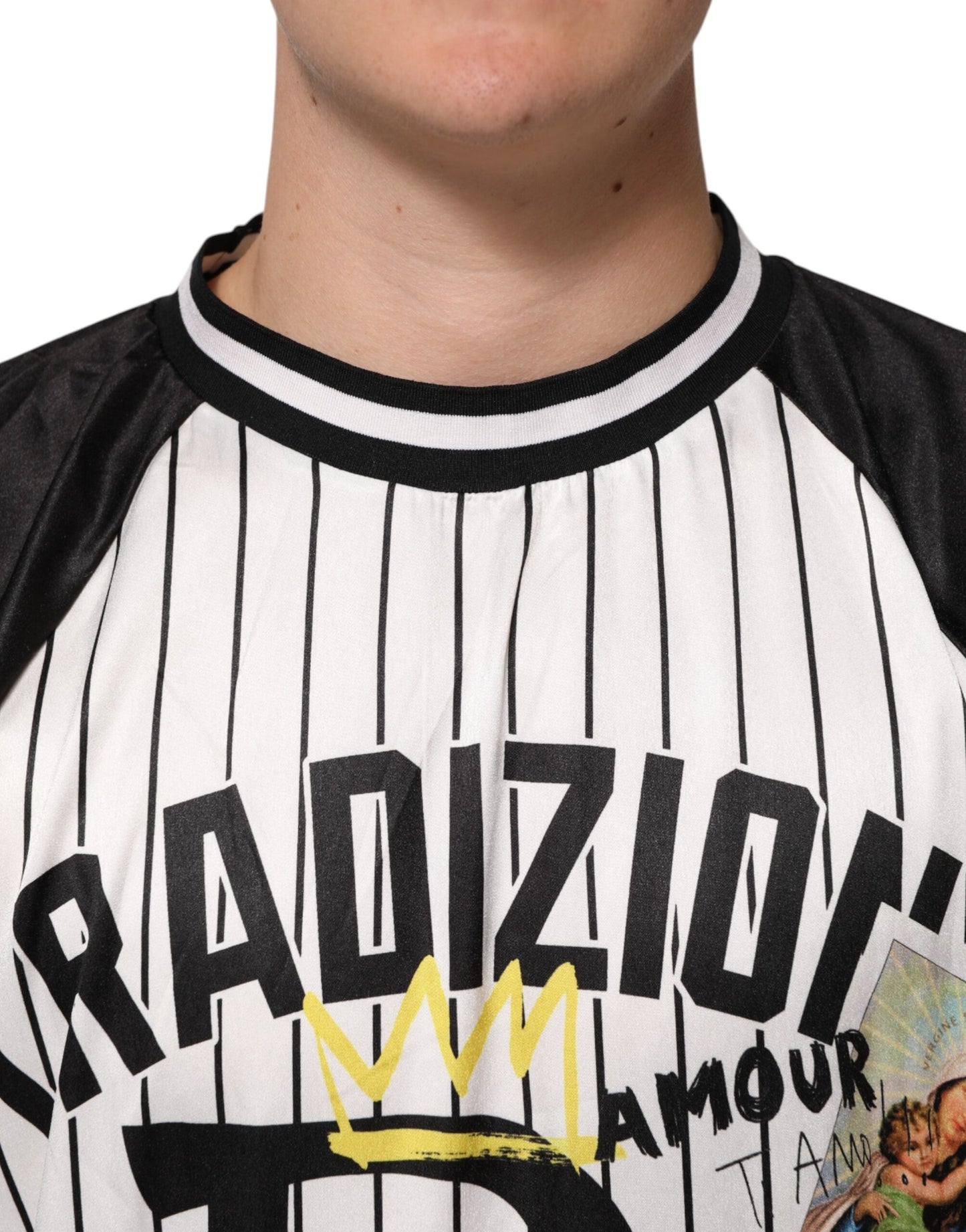 Tradizione Graffiti Print Oversized Men T-shirt