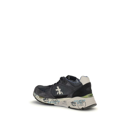 Mase Sneakers