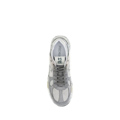 Mase Sneakers