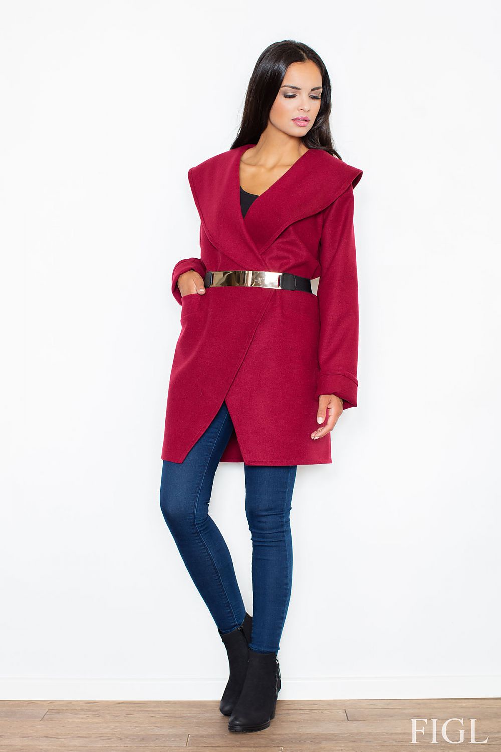 Coat model 46843 Figl