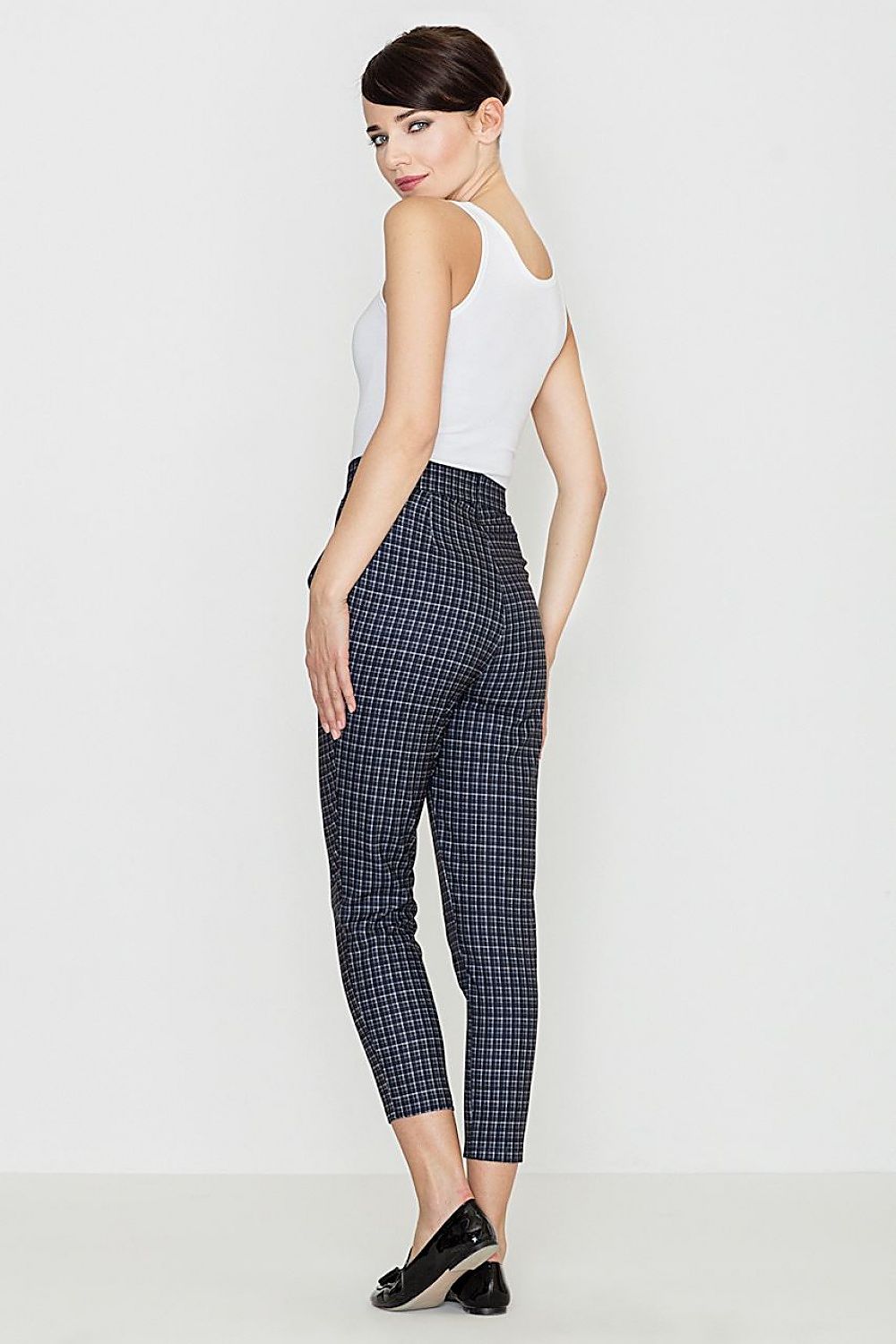 Women trousers model 114285 Lenitif