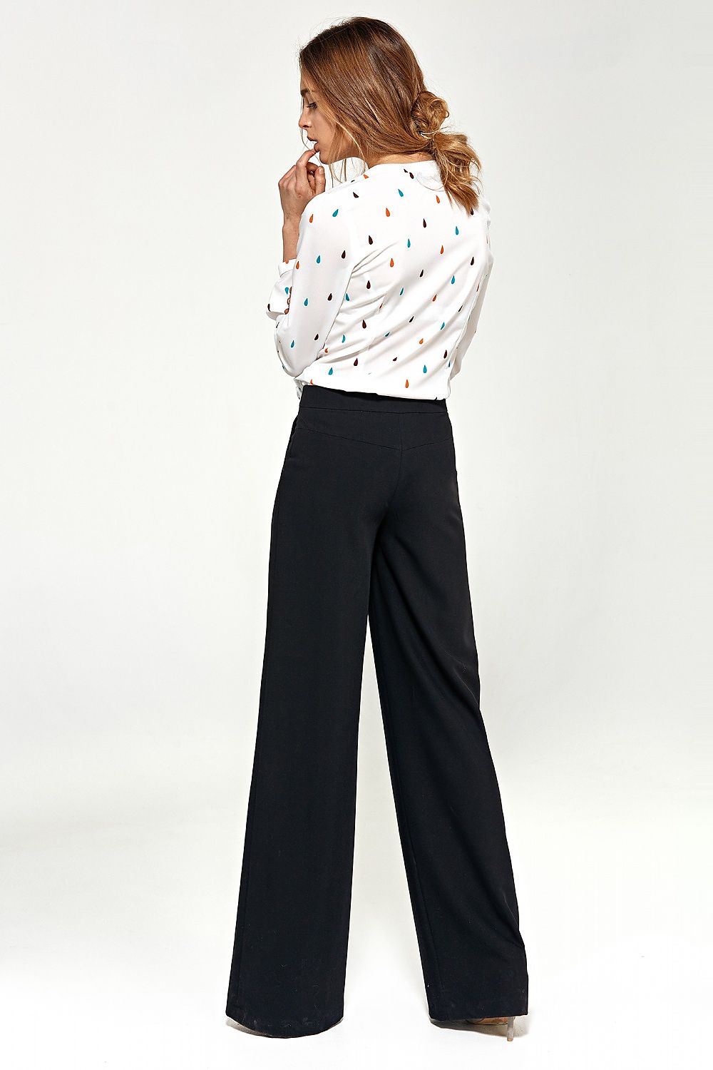 Women trousers model 118814 Nife