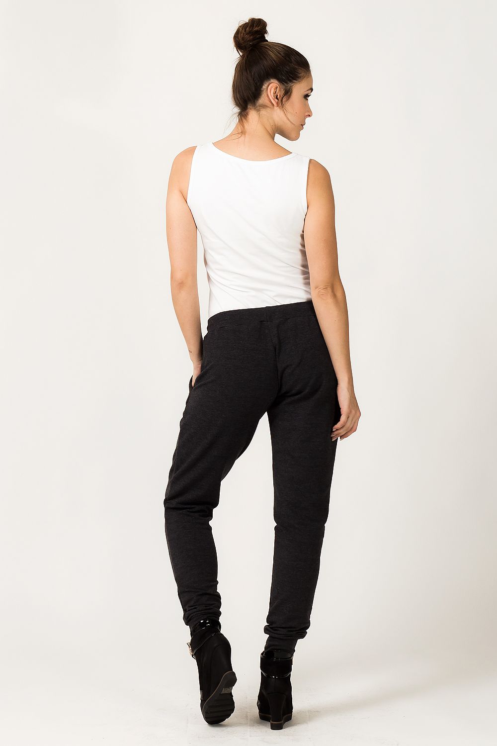 Tracksuit trousers model 36109 Tessita