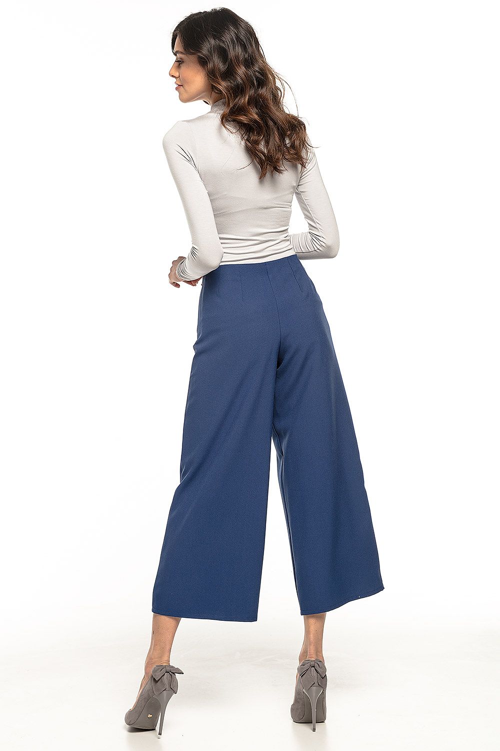  Women trousers model 127883 Tessita 