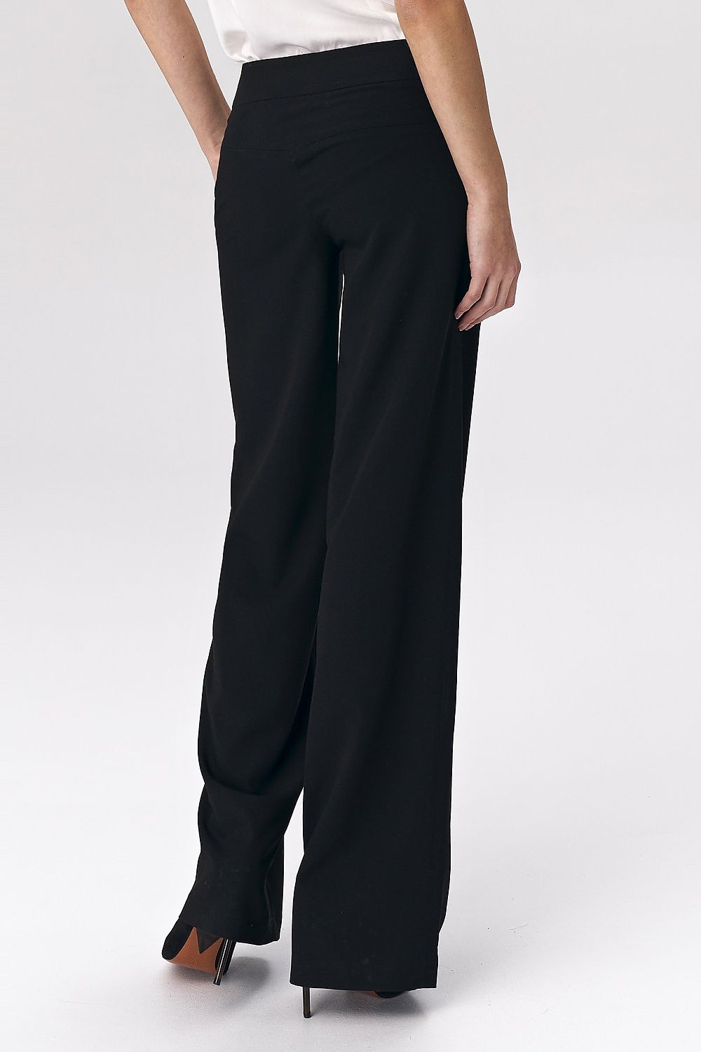 Women trousers model 140889 Nife