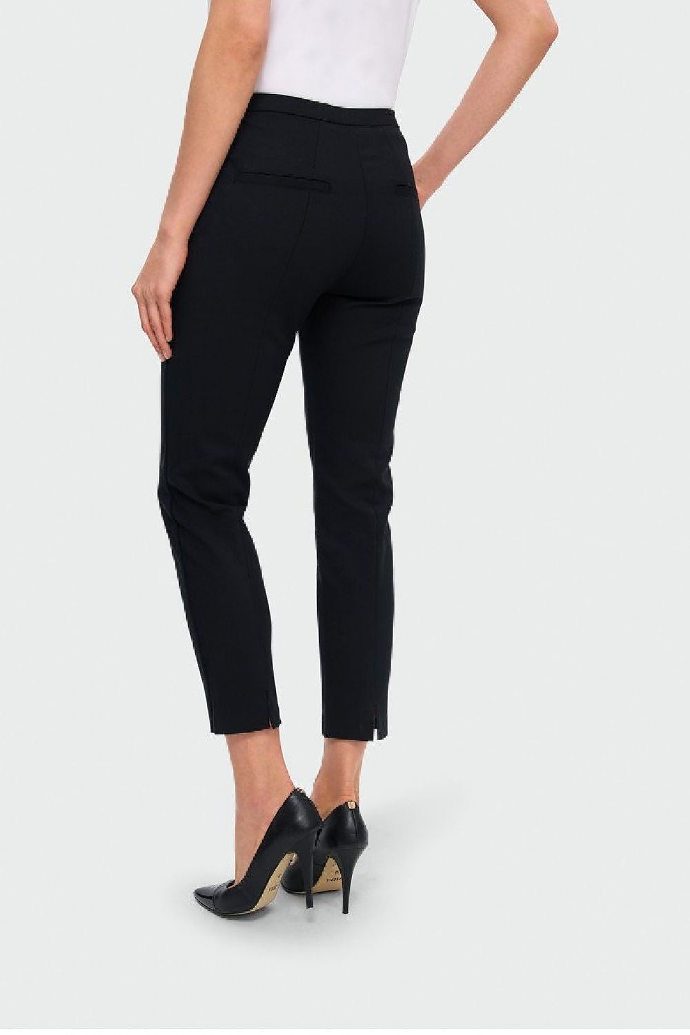 Women trousers model 140938 Greenpoint