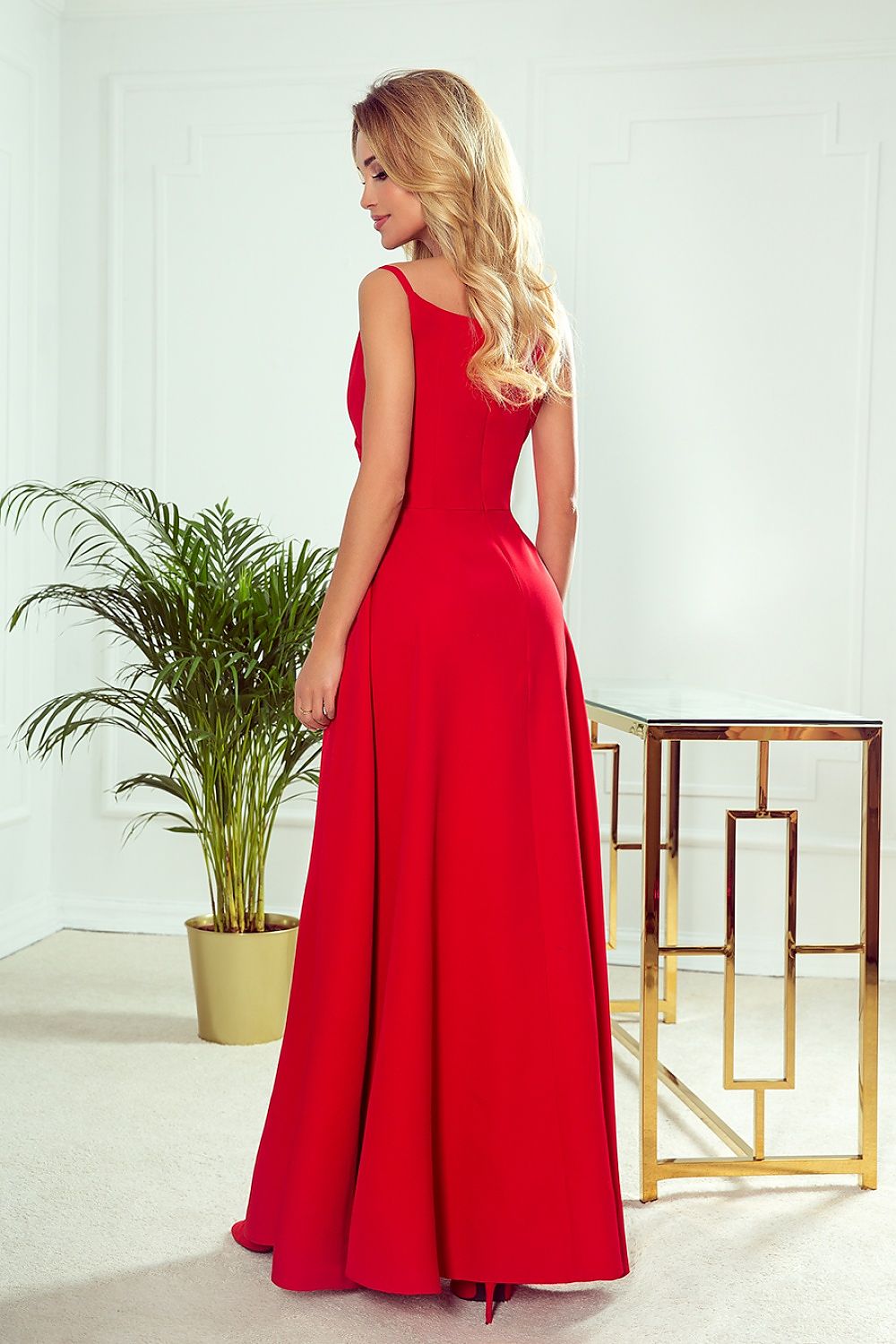 Evening dress model 143339 Numoco