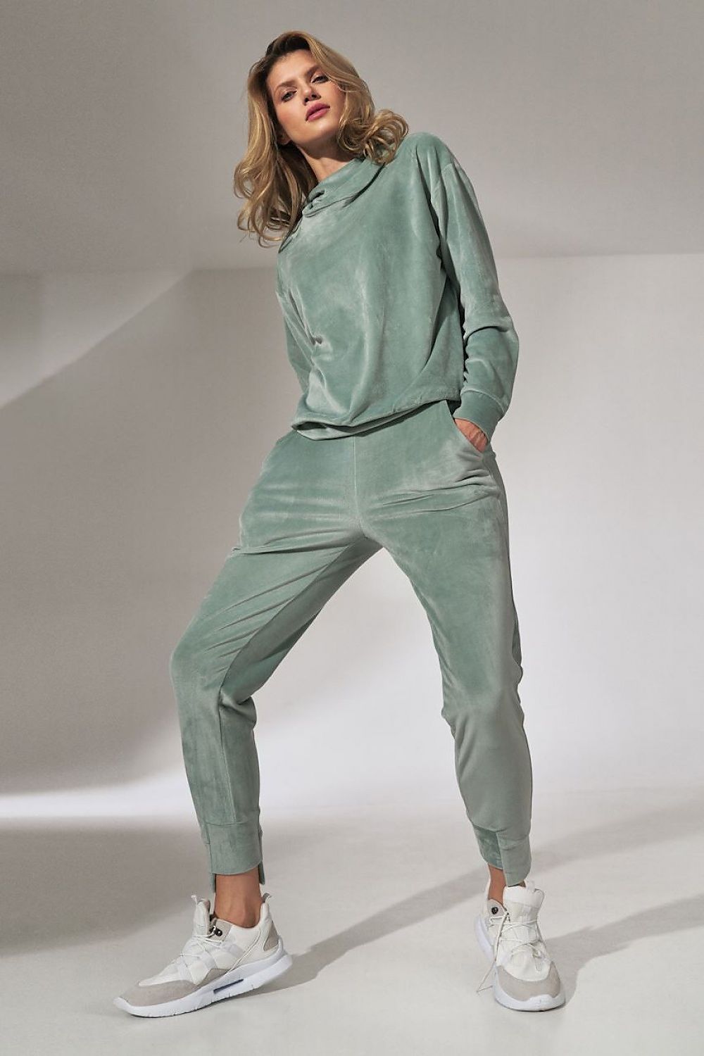 Tracksuit trousers model 151803 Figl